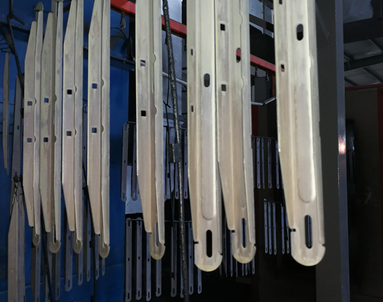 涂裝設(shè)備，噴塑設(shè)備，噴涂機(jī)，粉末涂裝設(shè)備，油漆噴涂設(shè)備 